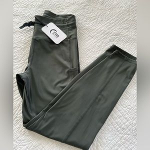 Zyia Active Sage Pocket Drawstring Luxe 7/8 Leggings